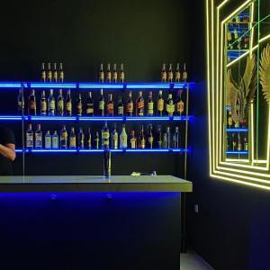 Wings House Bar
