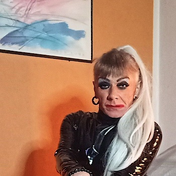 LackhureTsGina