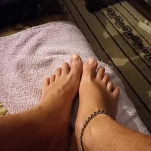 Fuß fetisch und barfuß laufen