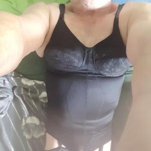 Träger wunderschöner Wäsche (Dwt, CS, TV