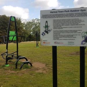 Harlow Town Park,Outdoor Gym (Upper Body)